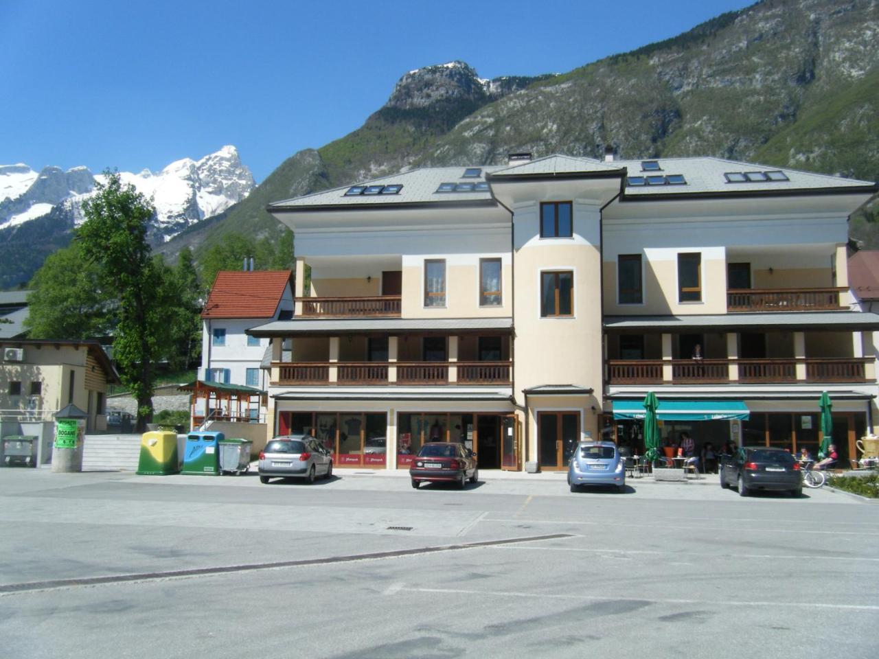 Vila Bovec Sky Mansard Apartment Esterno foto